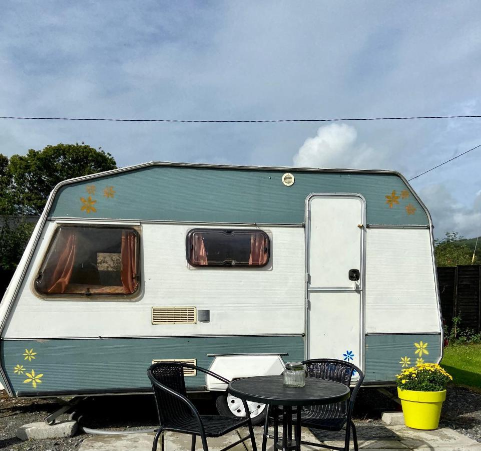 Cosy Caravan At Carrigeen Glamping Kilkenny Exterior foto